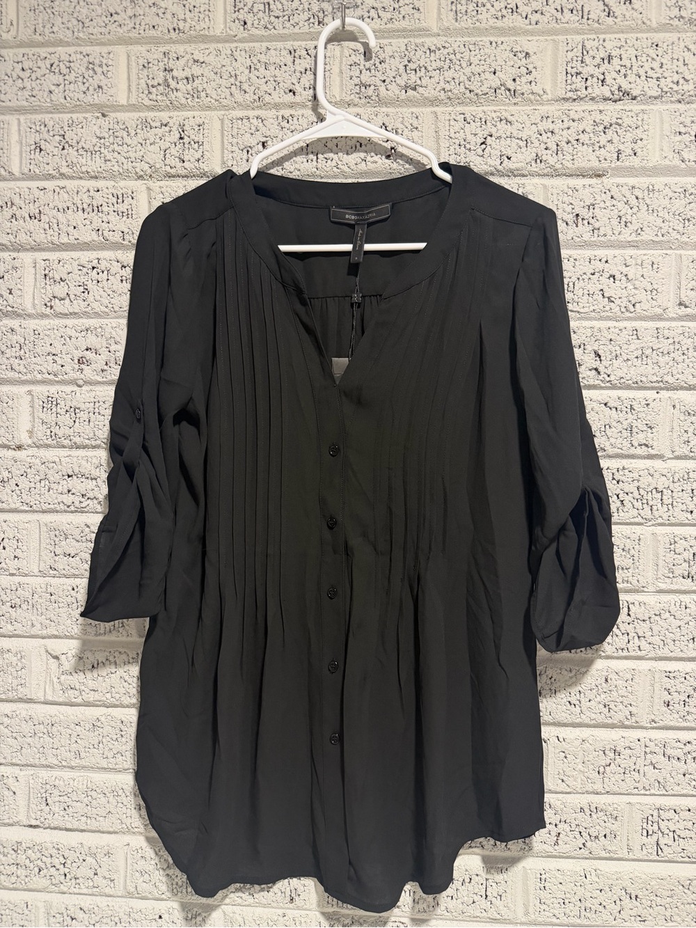 BCBGMaxAzria Black Pleated Button-Front Tunic